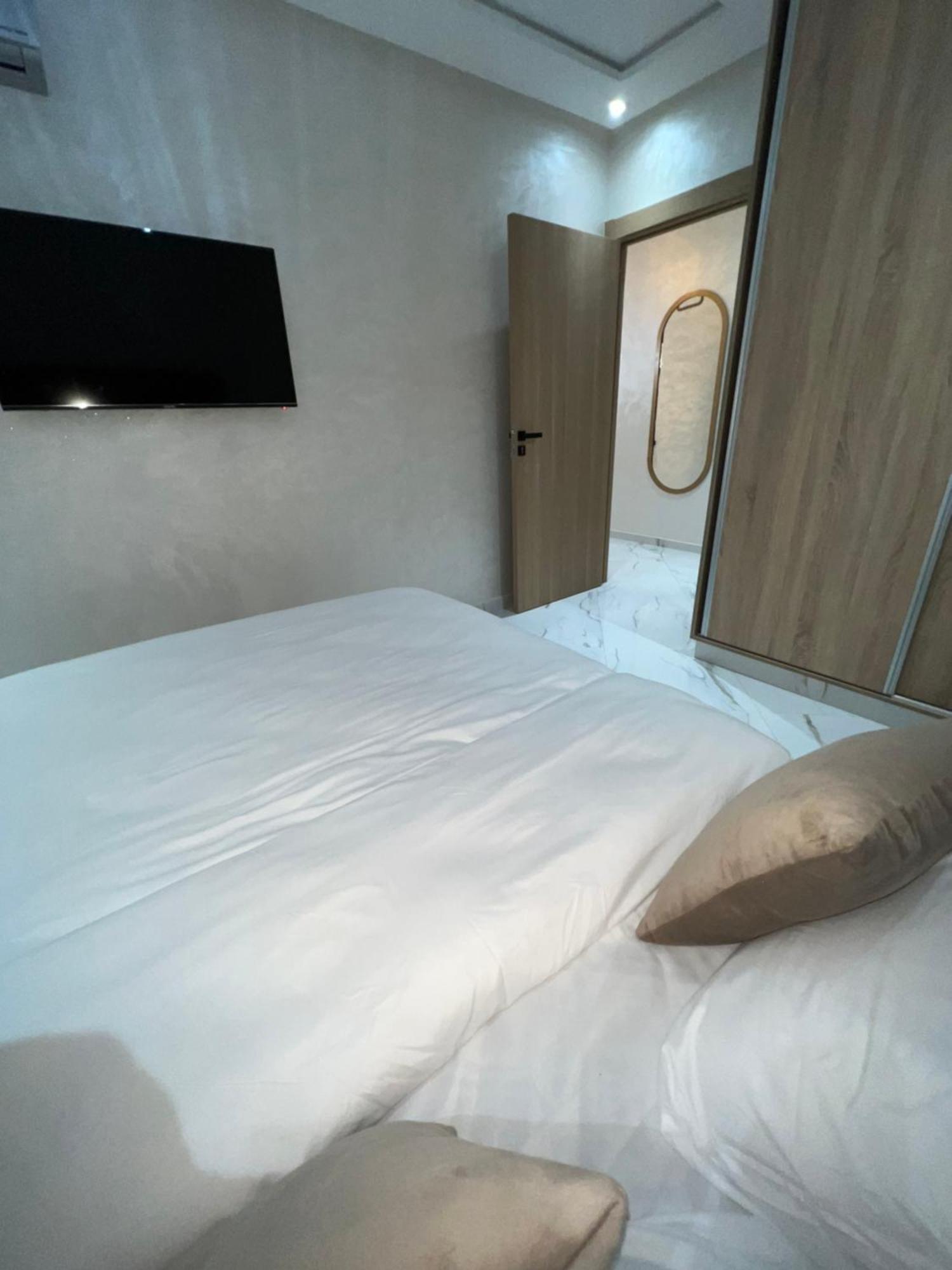 Appartement Wow Al-Ḥoseyma Esterno foto